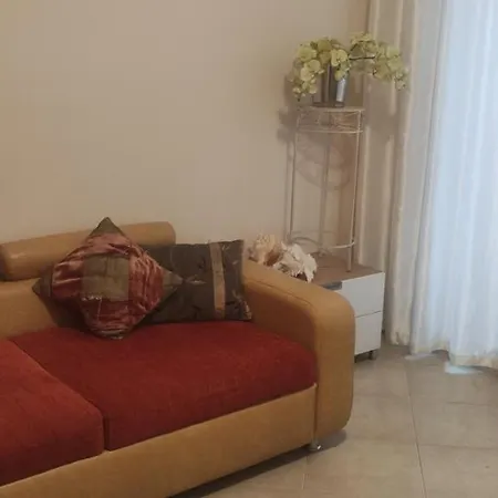 In Emberli Lozenets