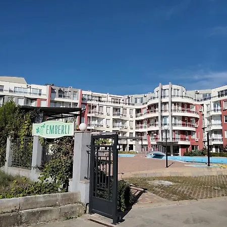 In Emberli Apartment